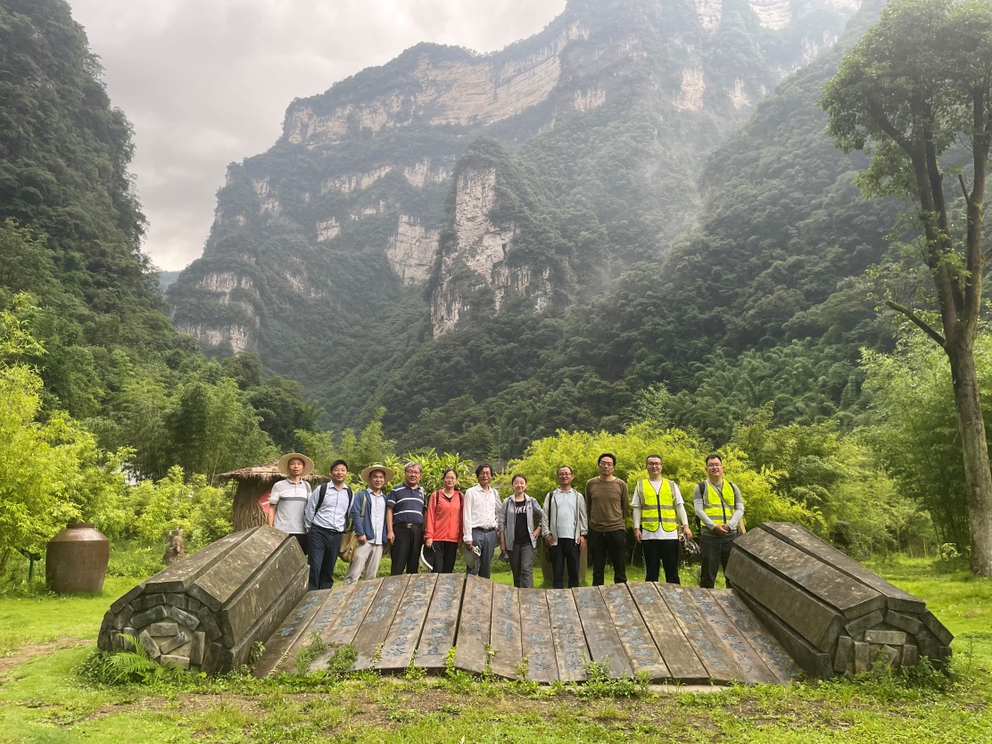 我校中國地質大學（武漢）地質工程專業(yè)秭歸野外實踐教學-地大熱能